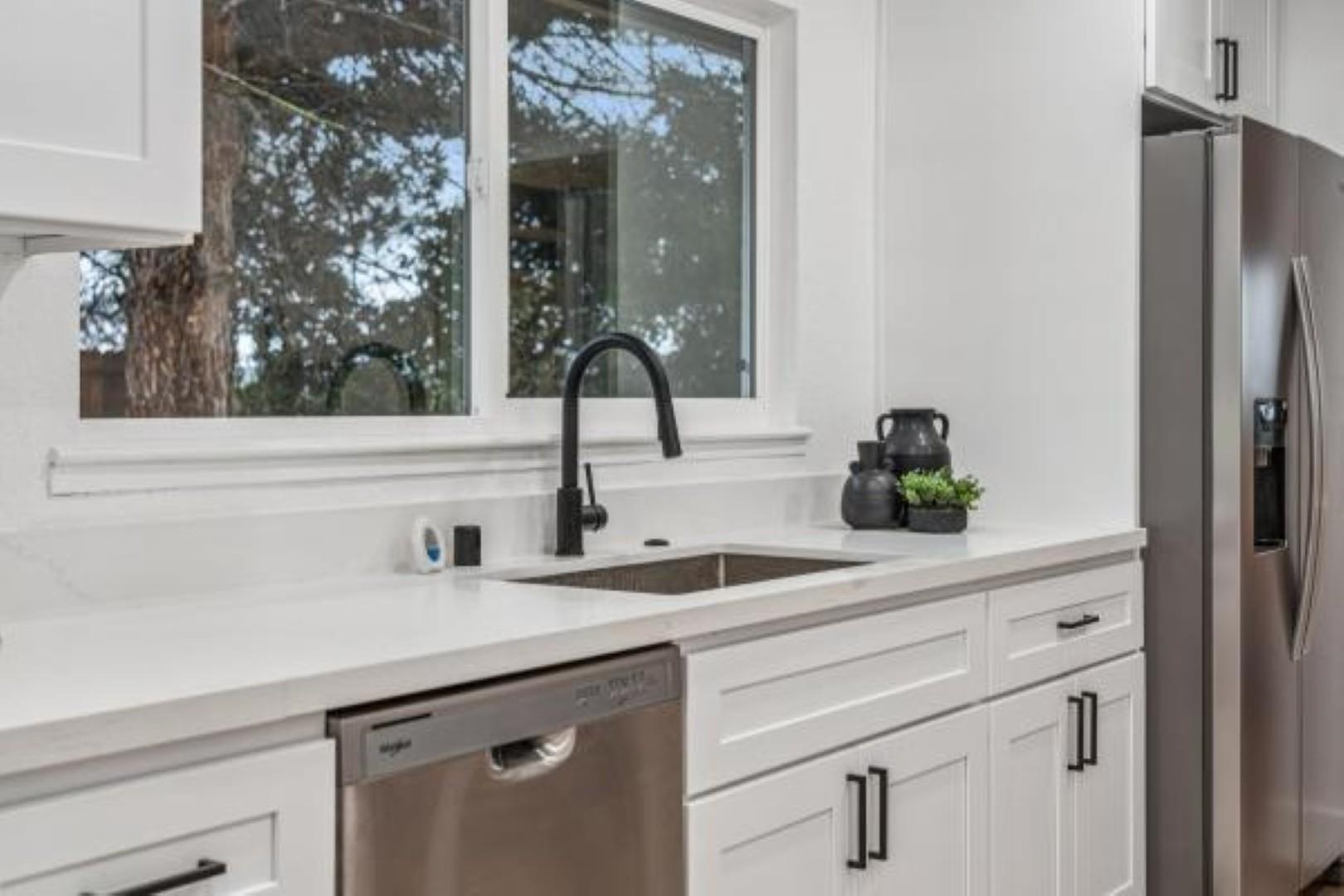 Detail Gallery Image 12 of 38 For 30951 Faircliff St, Hayward,  CA 94544 - 3 Beds | 2 Baths