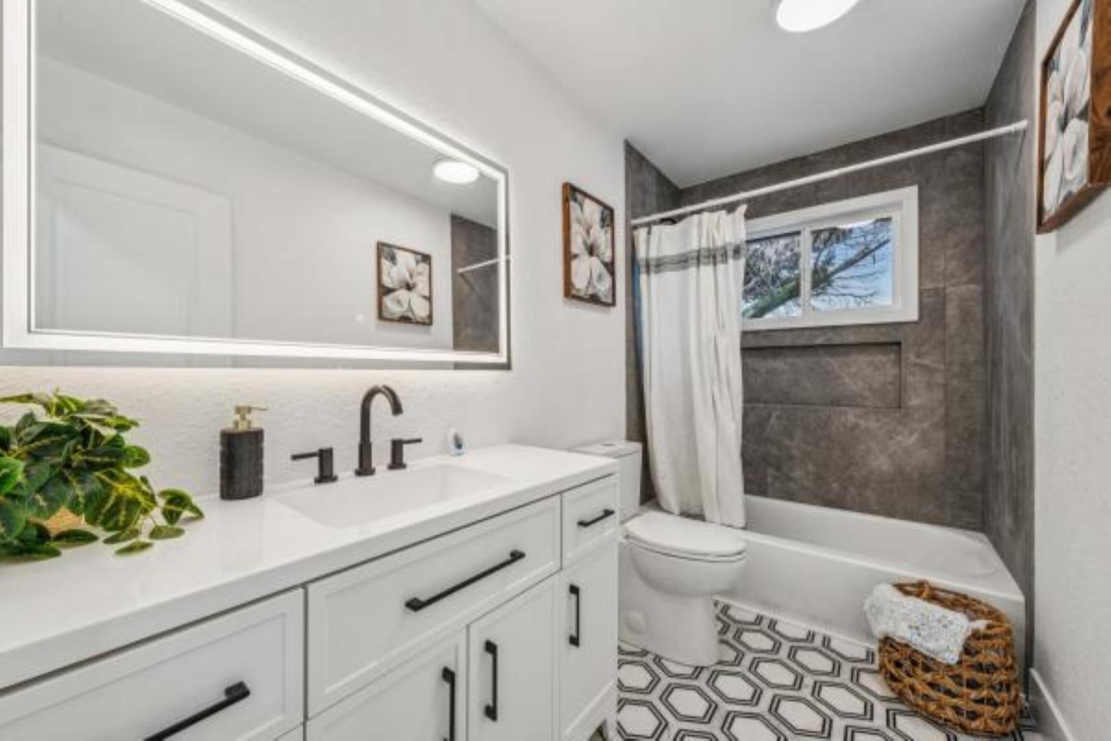 Detail Gallery Image 19 of 38 For 30951 Faircliff St, Hayward,  CA 94544 - 3 Beds | 2 Baths