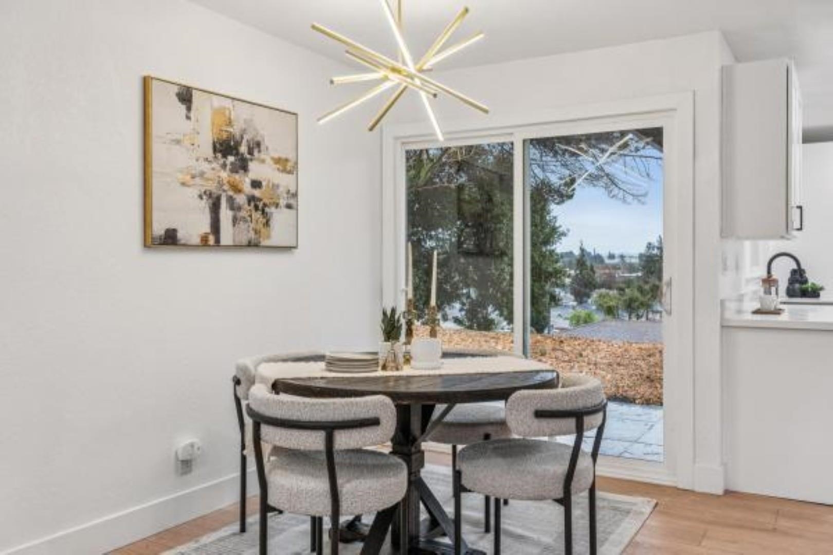 Detail Gallery Image 9 of 38 For 30951 Faircliff St, Hayward,  CA 94544 - 3 Beds | 2 Baths