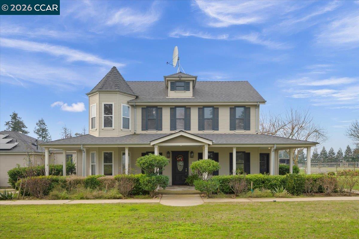 Detail Gallery Image 2 of 58 For 24685 N Fuhrman Road, Acampo,  CA 95220 - 3 Beds | 2/1 Baths