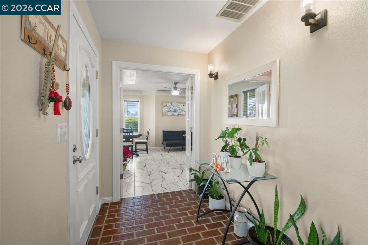 Detail Gallery Image 14 of 58 For 24685 N Fuhrman Road, Acampo,  CA 95220 - 3 Beds | 2/1 Baths