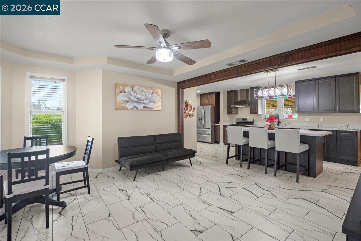 Detail Gallery Image 15 of 58 For 24685 N Fuhrman Road, Acampo,  CA 95220 - 3 Beds | 2/1 Baths