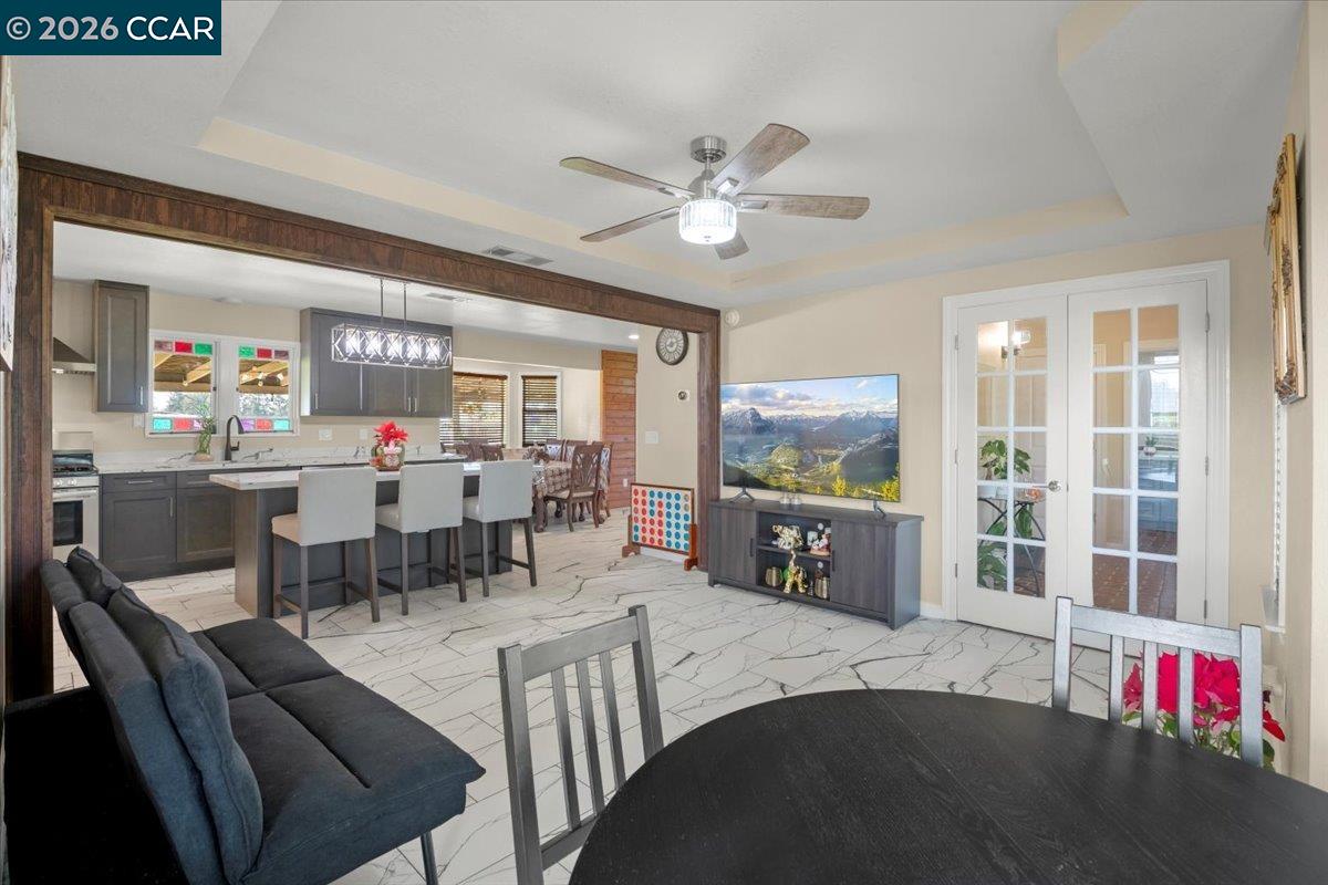 Detail Gallery Image 19 of 58 For 24685 N Fuhrman Road, Acampo,  CA 95220 - 3 Beds | 2/1 Baths