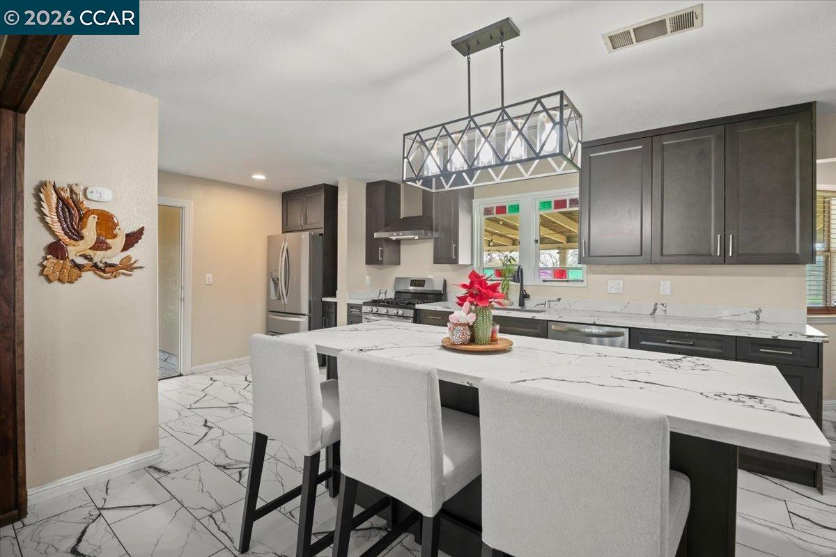 Detail Gallery Image 20 of 58 For 24685 N Fuhrman Road, Acampo,  CA 95220 - 3 Beds | 2/1 Baths