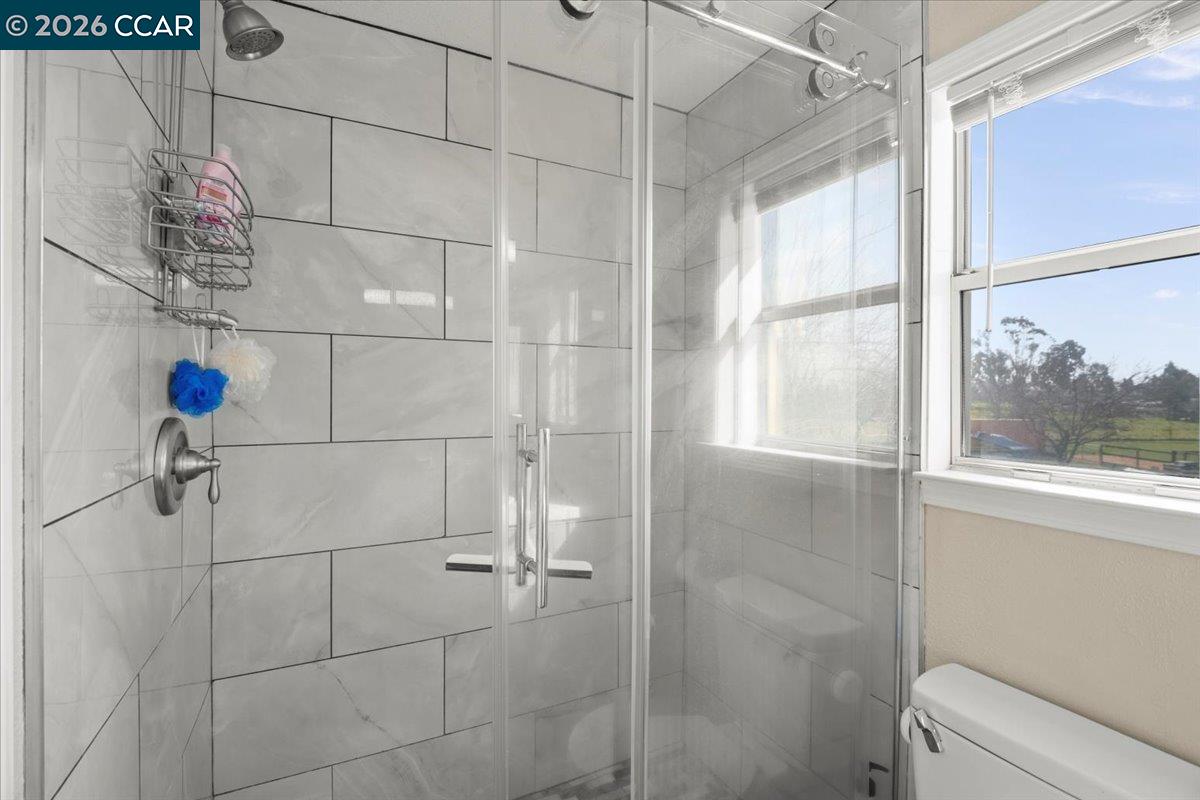 Detail Gallery Image 33 of 58 For 24685 N Fuhrman Road, Acampo,  CA 95220 - 3 Beds | 2/1 Baths