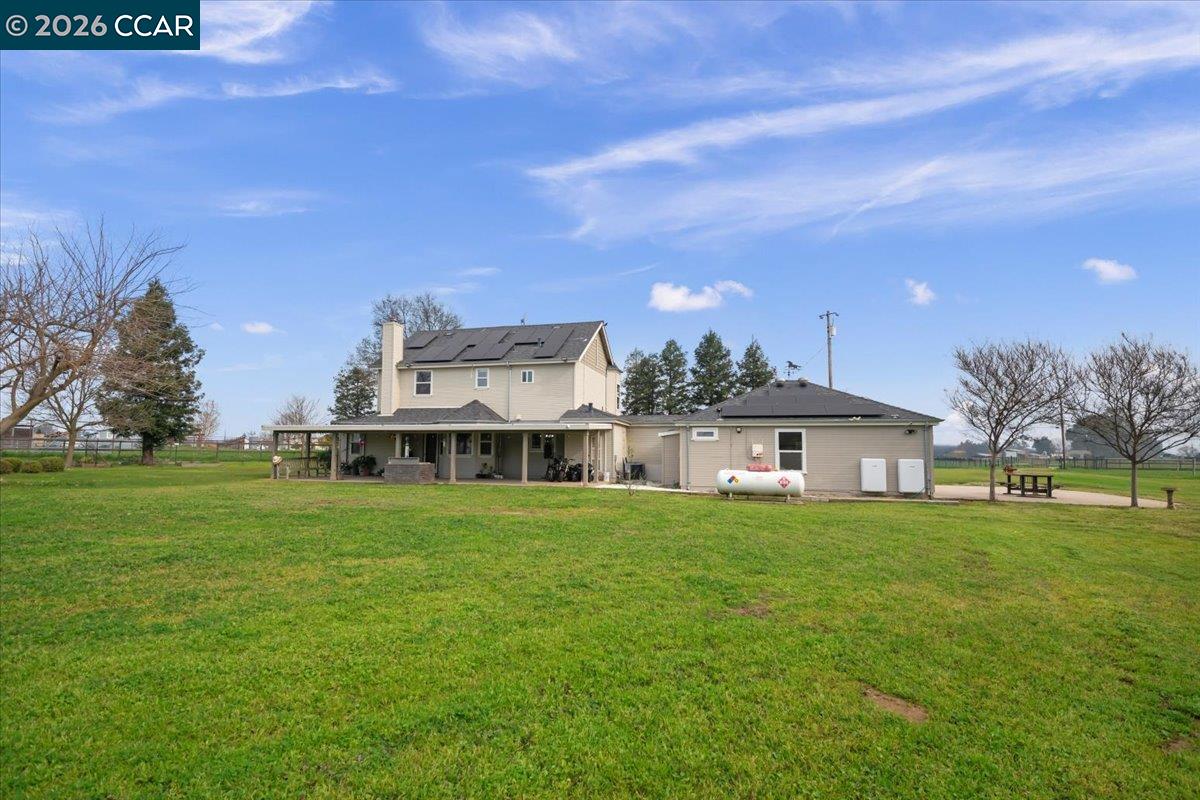 Detail Gallery Image 44 of 58 For 24685 N Fuhrman Road, Acampo,  CA 95220 - 3 Beds | 2/1 Baths
