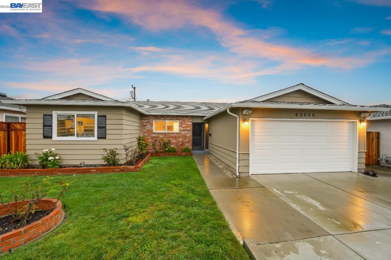 Front Image Thumbnail for BE41124310