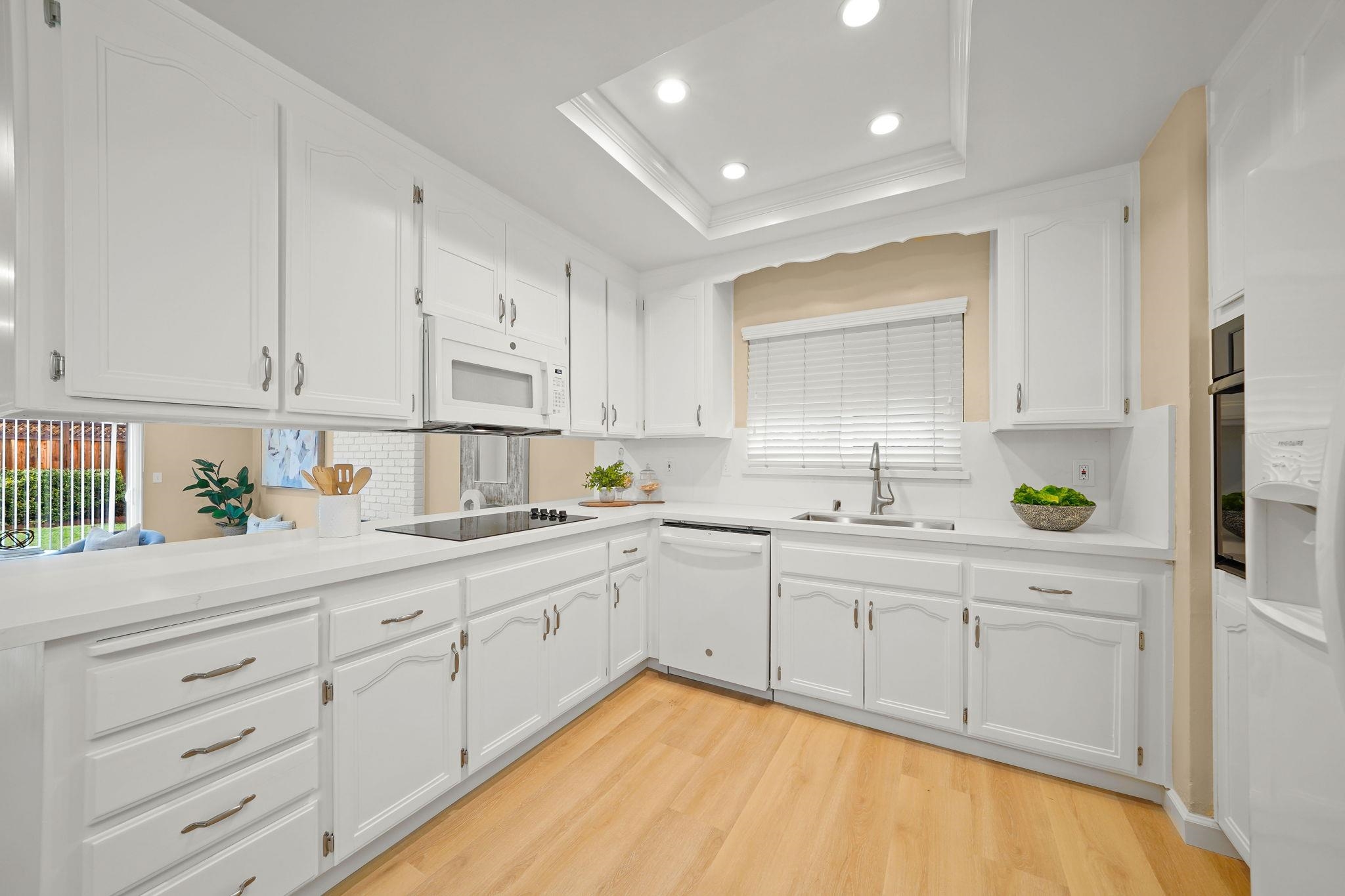 Detail Gallery Image 16 of 37 For 42688 Saratoga Park St, Fremont,  CA 94538 - 4 Beds | 2 Baths