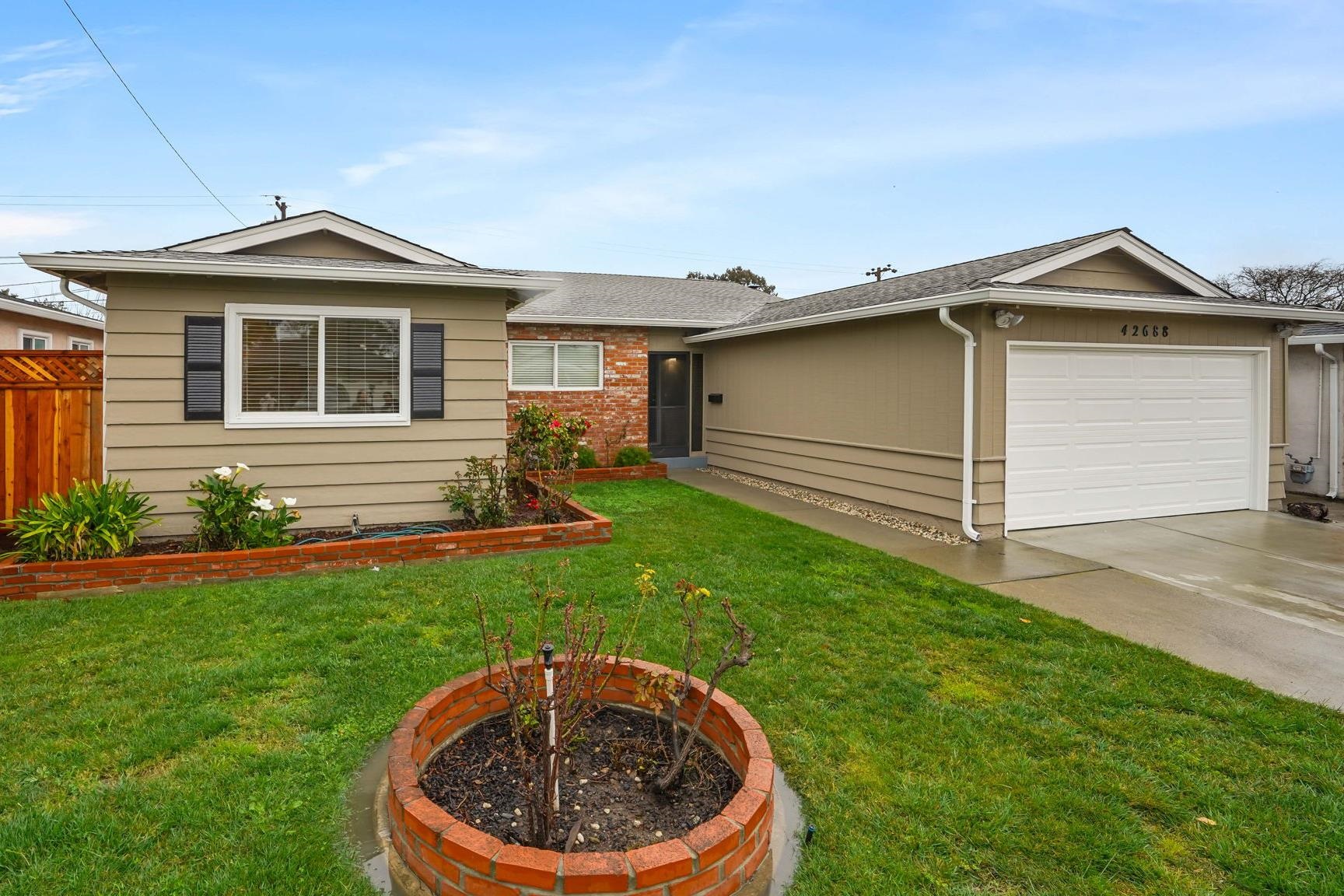 Detail Gallery Image 3 of 37 For 42688 Saratoga Park St, Fremont,  CA 94538 - 4 Beds | 2 Baths