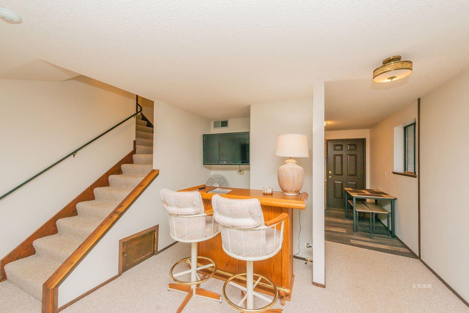 Detail Gallery Image 26 of 50 For 410 Lake Forest Dr., Trinity Center,  CA 96091 - 5 Beds | 2 Baths