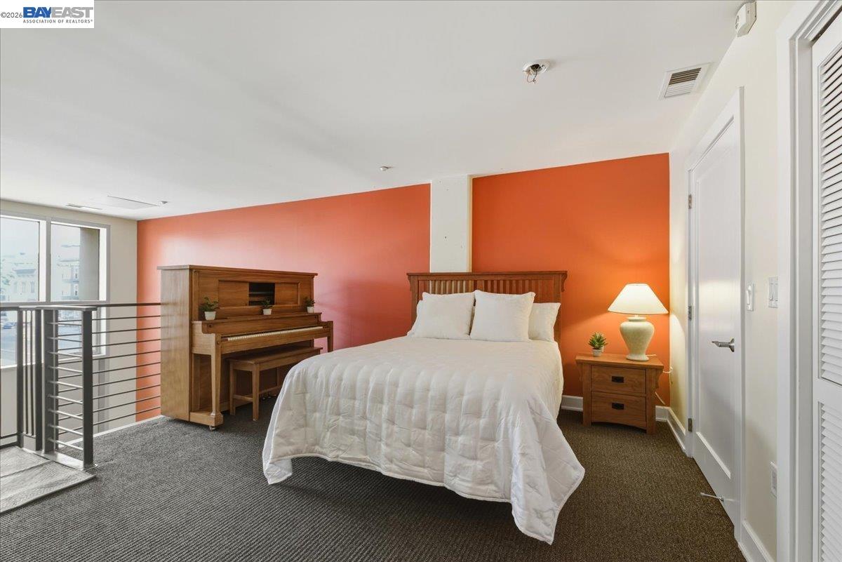 Detail Gallery Image 12 of 36 For 809 Clay St, Oakland,  CA 94607 - 1 Beds | 1 Baths