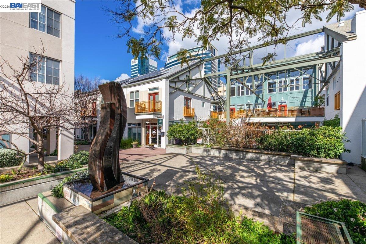 Detail Gallery Image 31 of 36 For 809 Clay St, Oakland,  CA 94607 - 1 Beds | 1 Baths