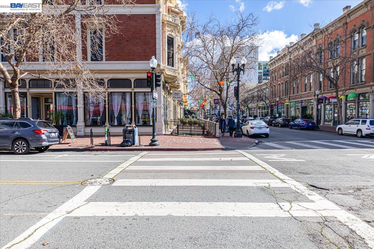 Detail Gallery Image 36 of 36 For 809 Clay St, Oakland,  CA 94607 - 1 Beds | 1 Baths