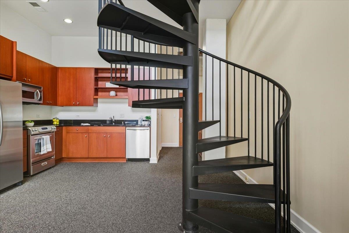 Photo #8: 41124320 Listing: Photo #8