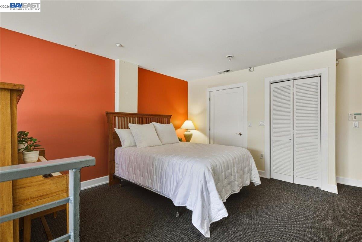 Detail Gallery Image 9 of 36 For 809 Clay St, Oakland,  CA 94607 - 1 Beds | 1 Baths