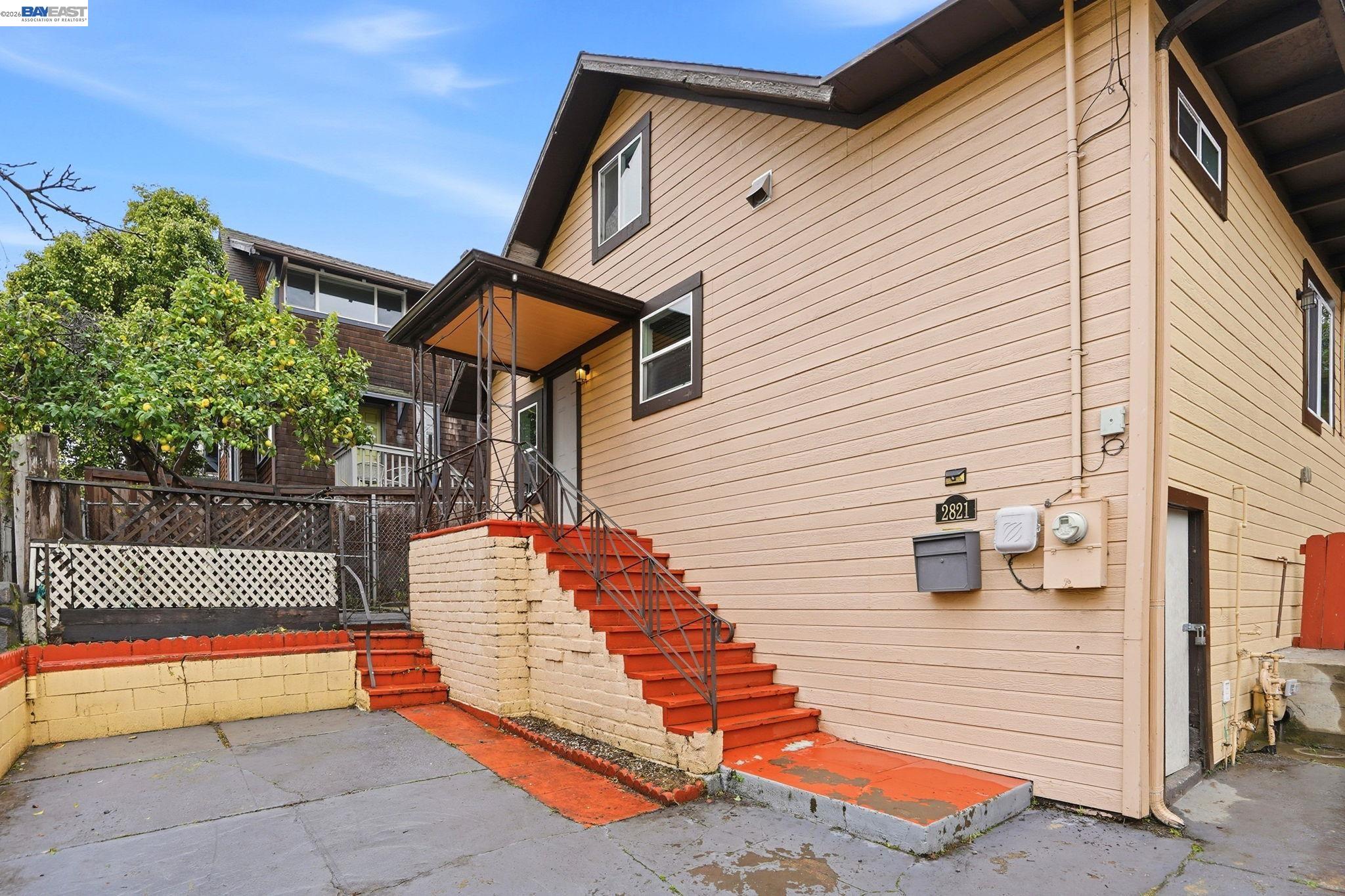 Detail Gallery Image 20 of 22 For 2821 Vallecito Pl, Oakland,  CA 94606 - 3 Beds | 1 Baths