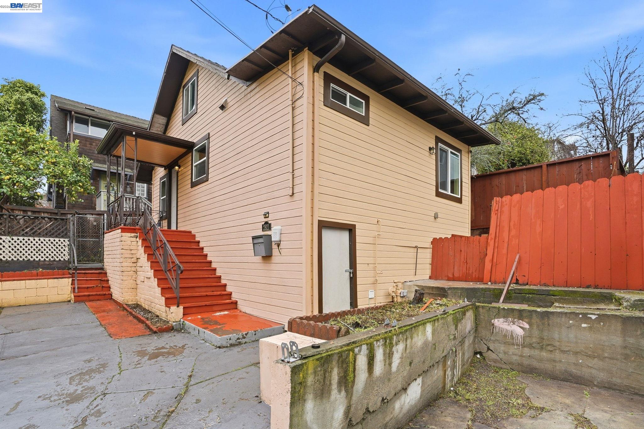 Detail Gallery Image 21 of 22 For 2821 Vallecito Pl, Oakland,  CA 94606 - 3 Beds | 1 Baths