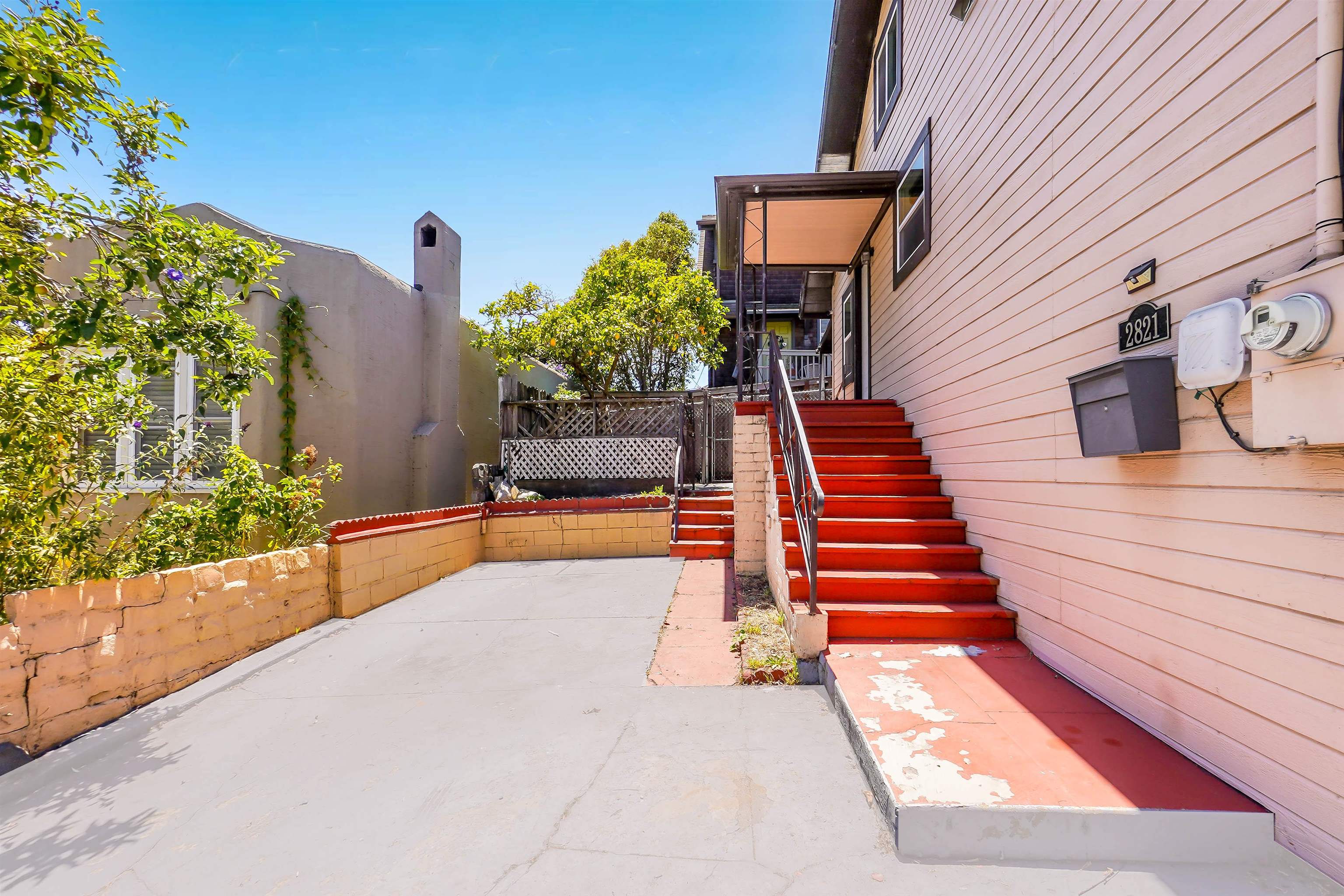 Detail Gallery Image 21 of 21 For 2821 Vallecito Pl, Oakland,  CA 94606 - 2 Beds | 1 Baths