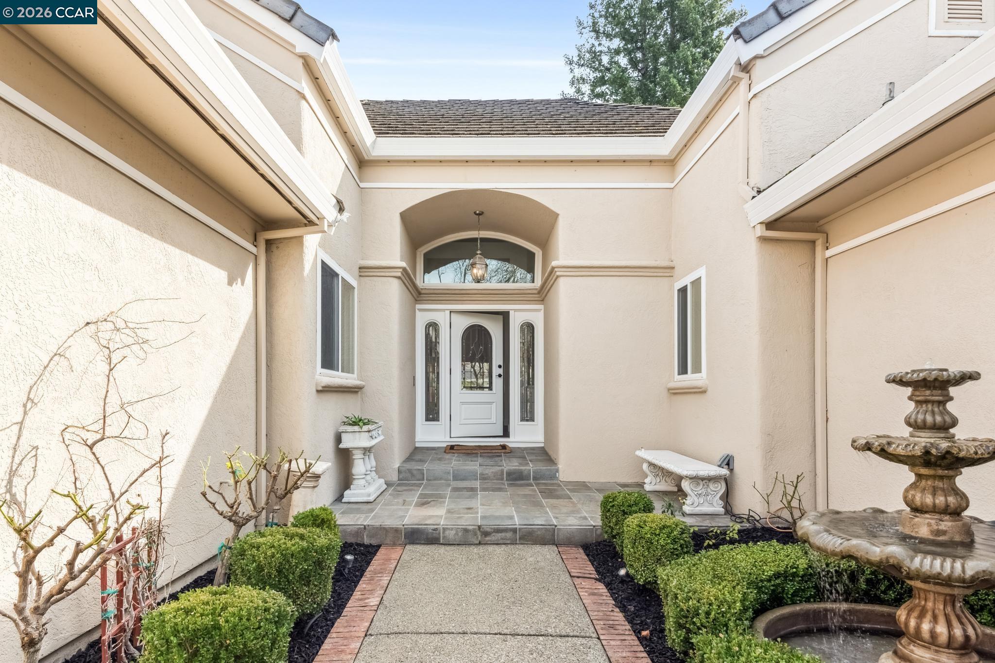 Detail Gallery Image 2 of 60 For 30 Sugar Pine Lane, Danville,  CA 94506 - 3 Beds | 2/1 Baths