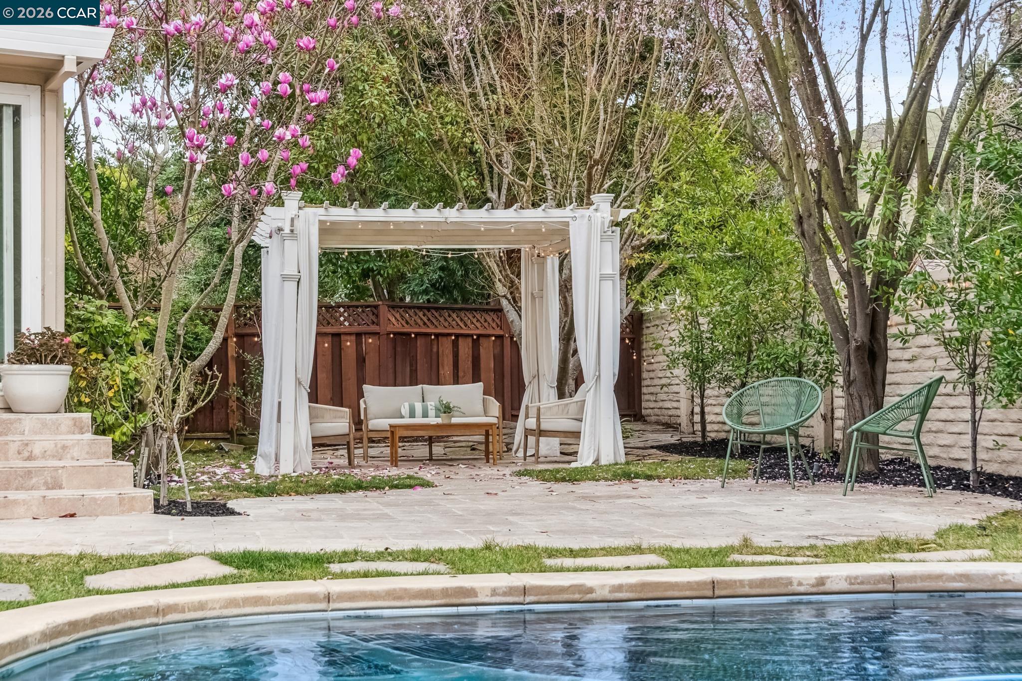 Detail Gallery Image 44 of 60 For 30 Sugar Pine Lane, Danville,  CA 94506 - 3 Beds | 2/1 Baths