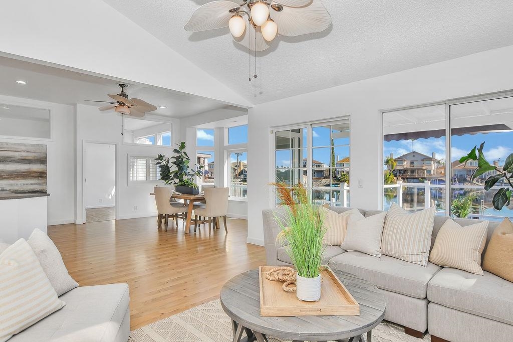 Detail Gallery Image 7 of 47 For 1240 Marina Cir, Discovery Bay,  CA 94505 - 3 Beds | 3 Baths