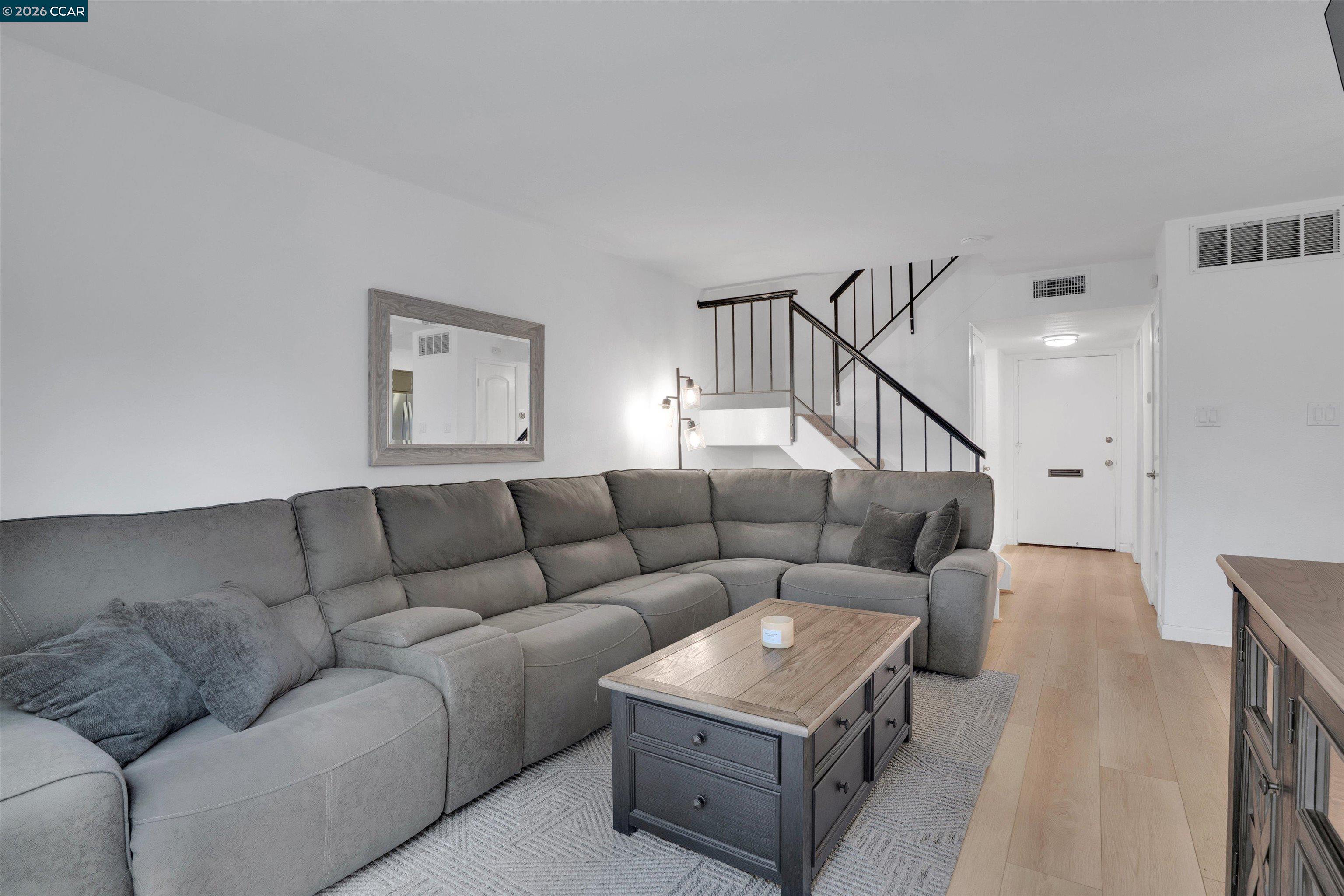 Photo #11: 41124325 Listing: Photo #11