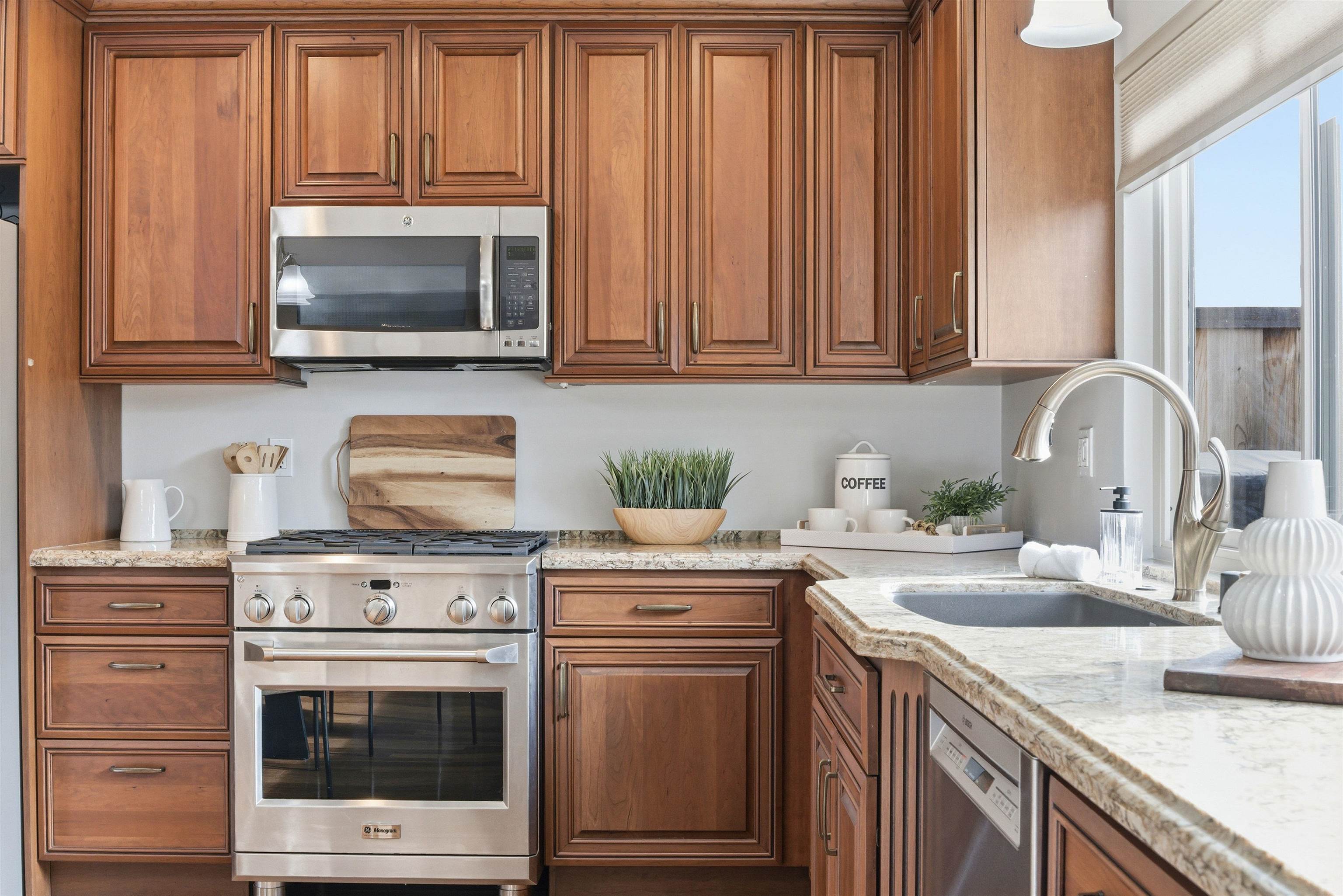 Detail Gallery Image 22 of 44 For 4845 Tammy Ct, Union City,  CA 94587 - 3 Beds | 2 Baths