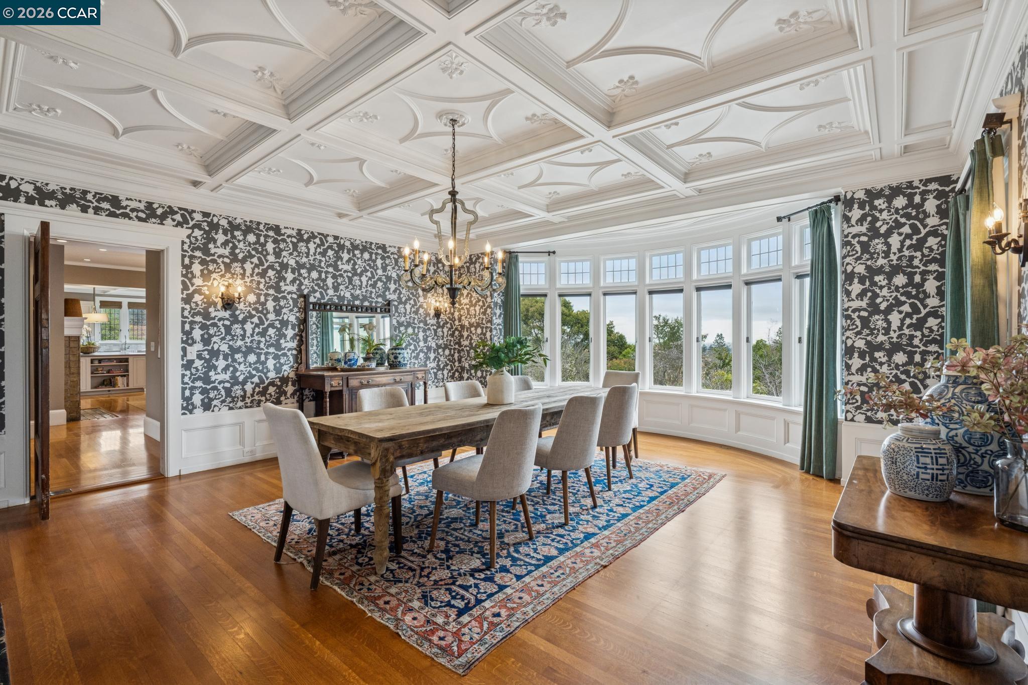 Detail Gallery Image 13 of 60 For 62 Farragut Ave, Piedmont,  CA 94610 - 6 Beds | 8/1 Baths