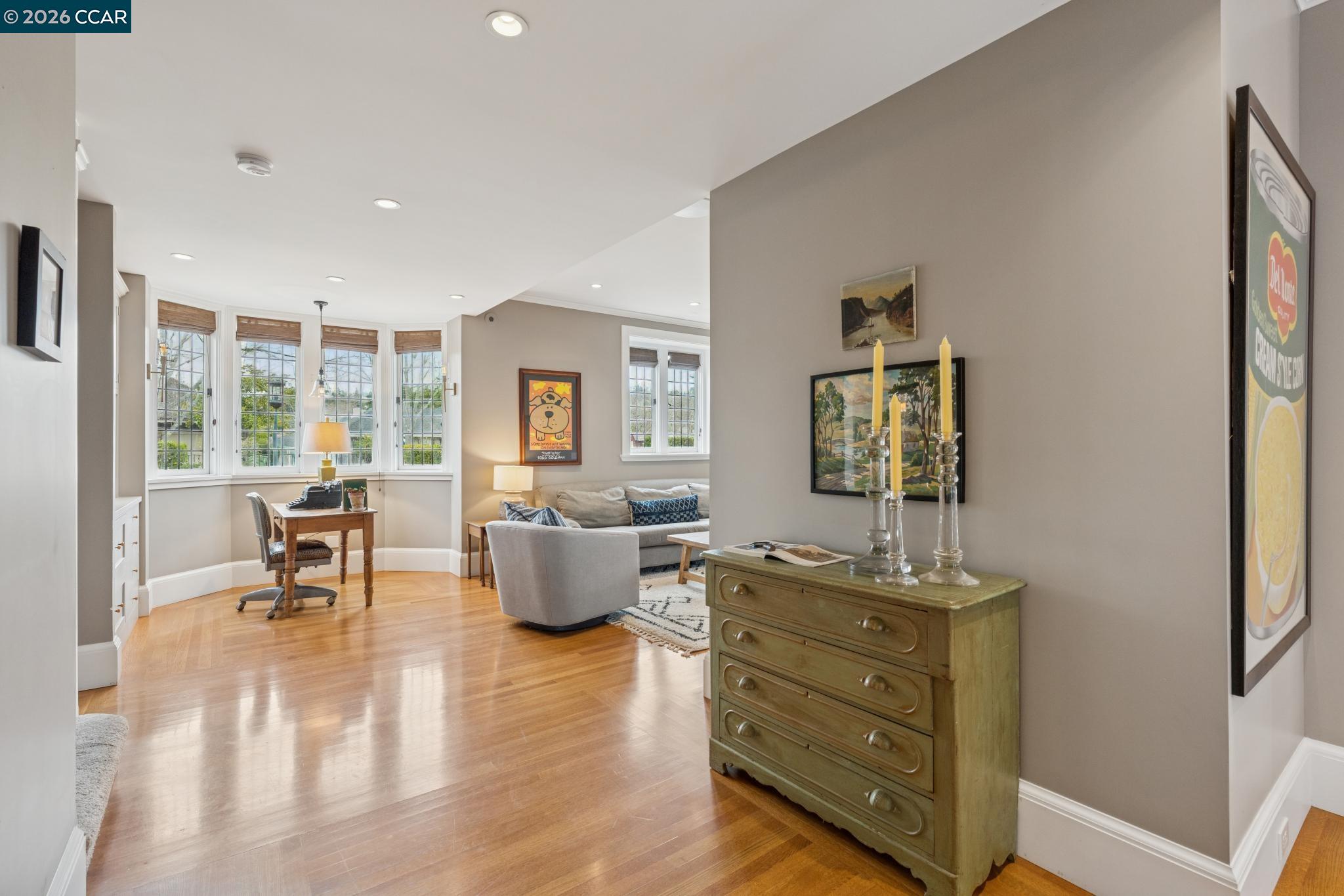 Detail Gallery Image 21 of 60 For 62 Farragut Ave, Piedmont,  CA 94610 - 6 Beds | 8/1 Baths