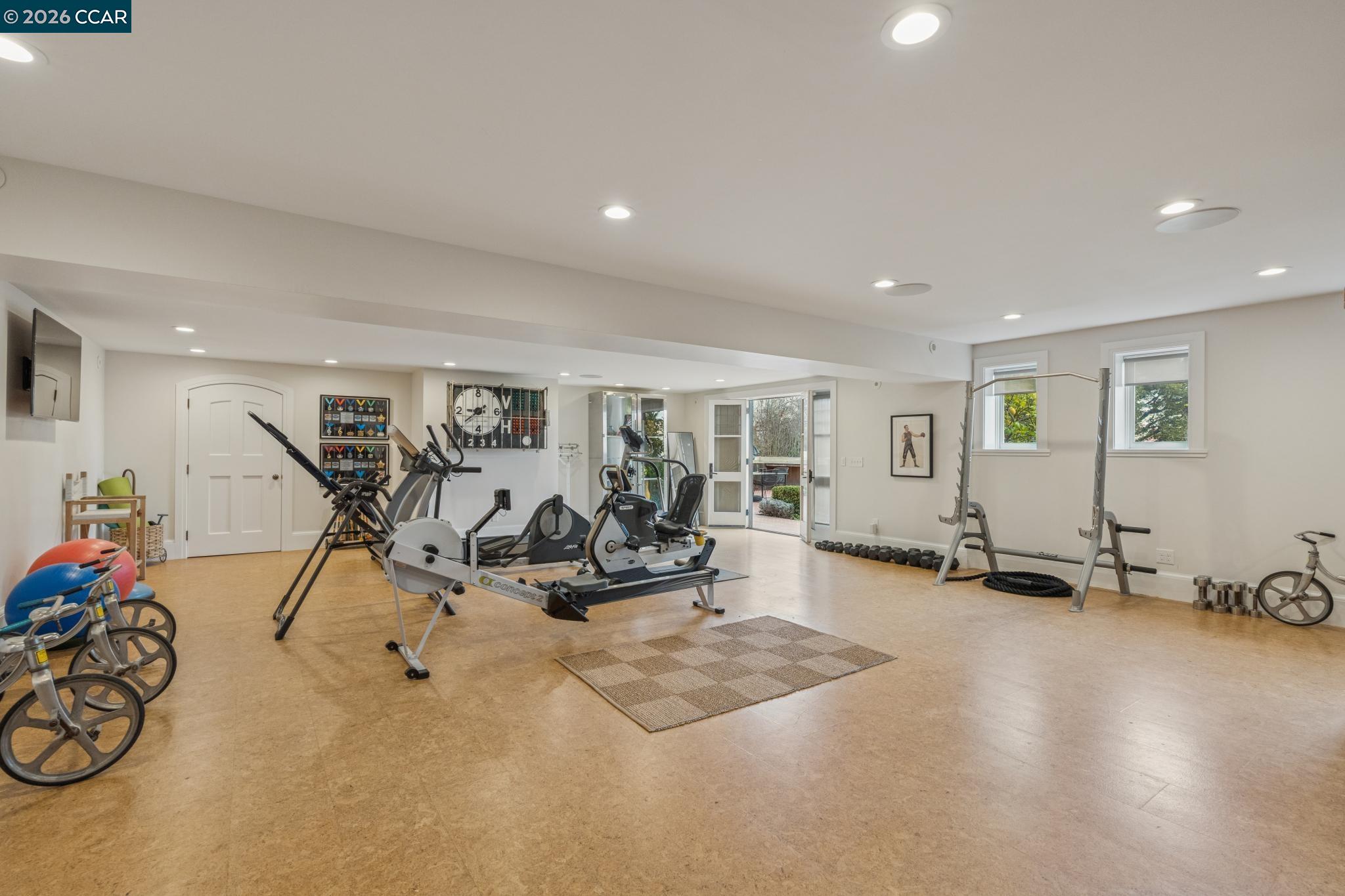 Detail Gallery Image 49 of 60 For 62 Farragut Ave, Piedmont,  CA 94610 - 6 Beds | 8/1 Baths