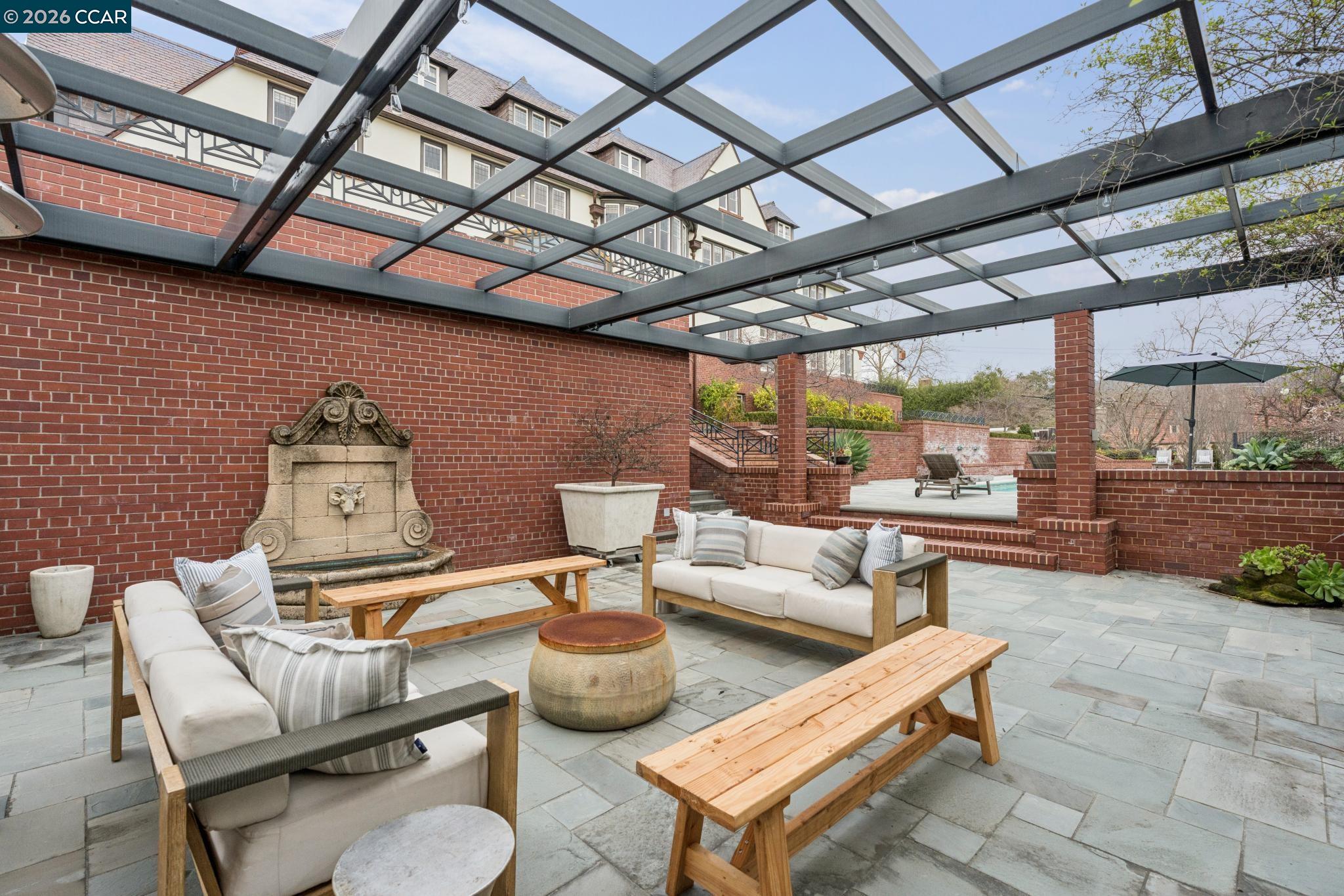 Detail Gallery Image 56 of 60 For 62 Farragut Ave, Piedmont,  CA 94610 - 6 Beds | 8/1 Baths