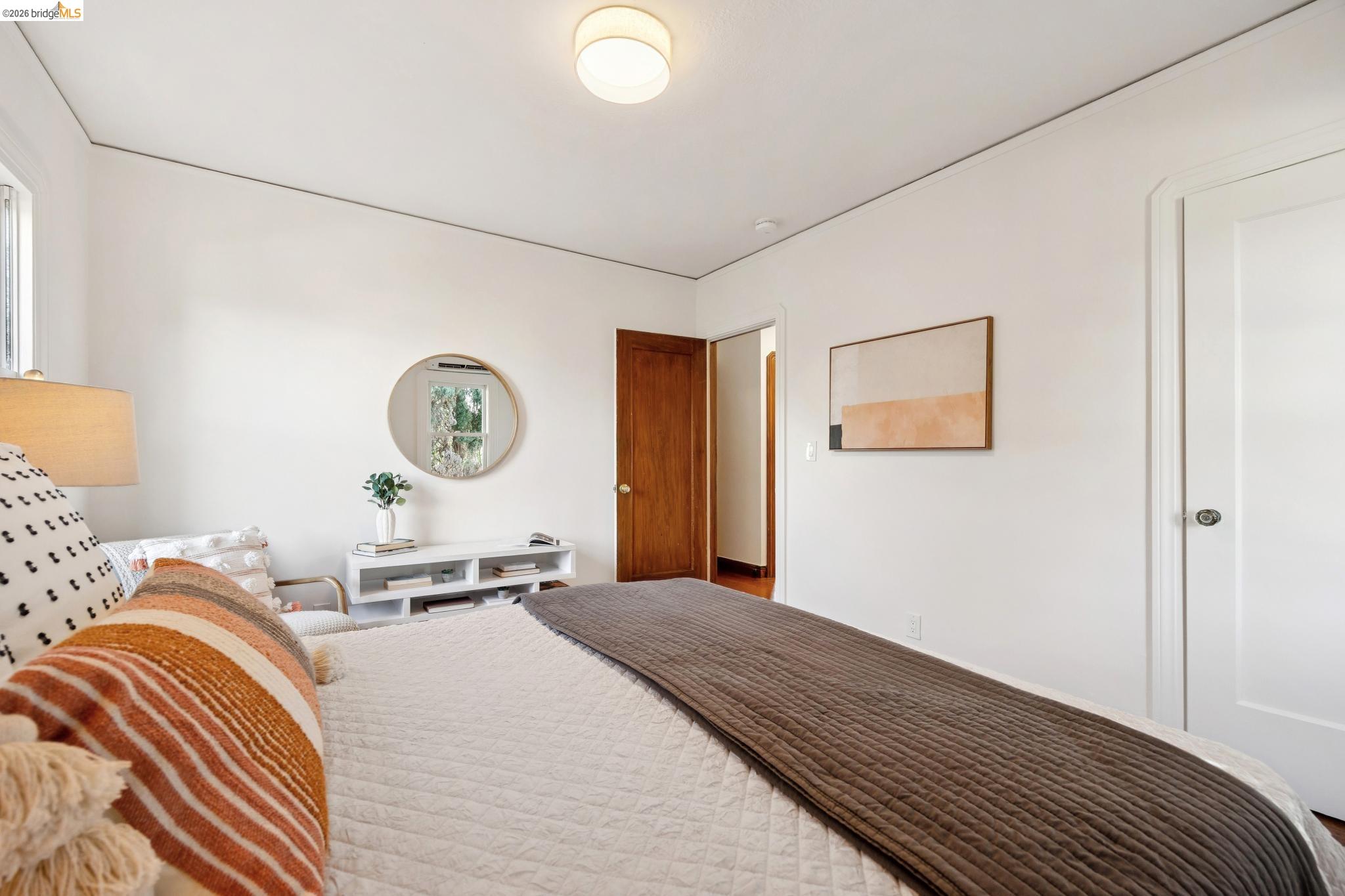 Detail Gallery Image 24 of 59 For 1207 Francisco Street #2,  Berkeley,  CA 94702 - 3 Beds | 2 Baths