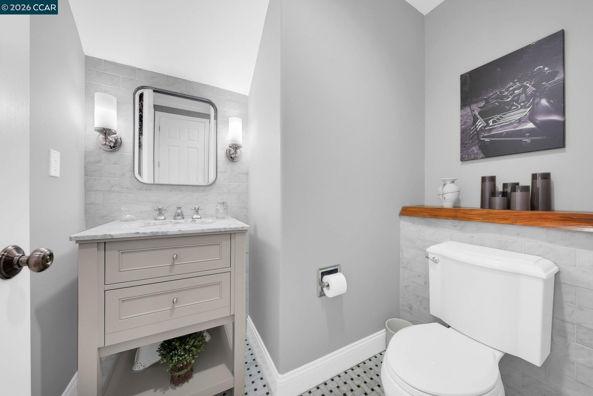 Detail Gallery Image 21 of 60 For 477 Arguello Dr, Benicia,  CA 94510 - 4 Beds | 3/1 Baths