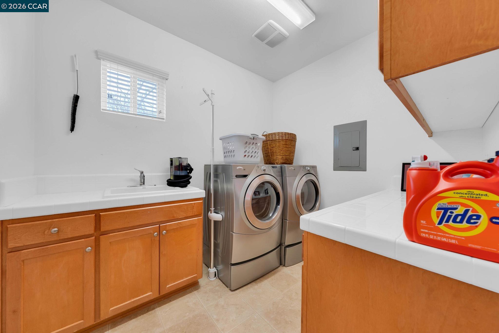 Detail Gallery Image 41 of 60 For 477 Arguello Dr, Benicia,  CA 94510 - 4 Beds | 3/1 Baths