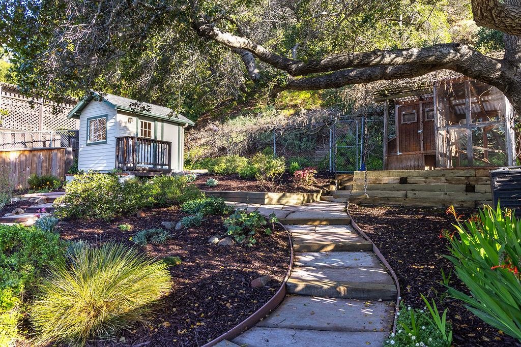 Detail Gallery Image 29 of 38 For 3175 Revere Ave, Oakland,  CA 94605 - 3 Beds | 2/1 Baths