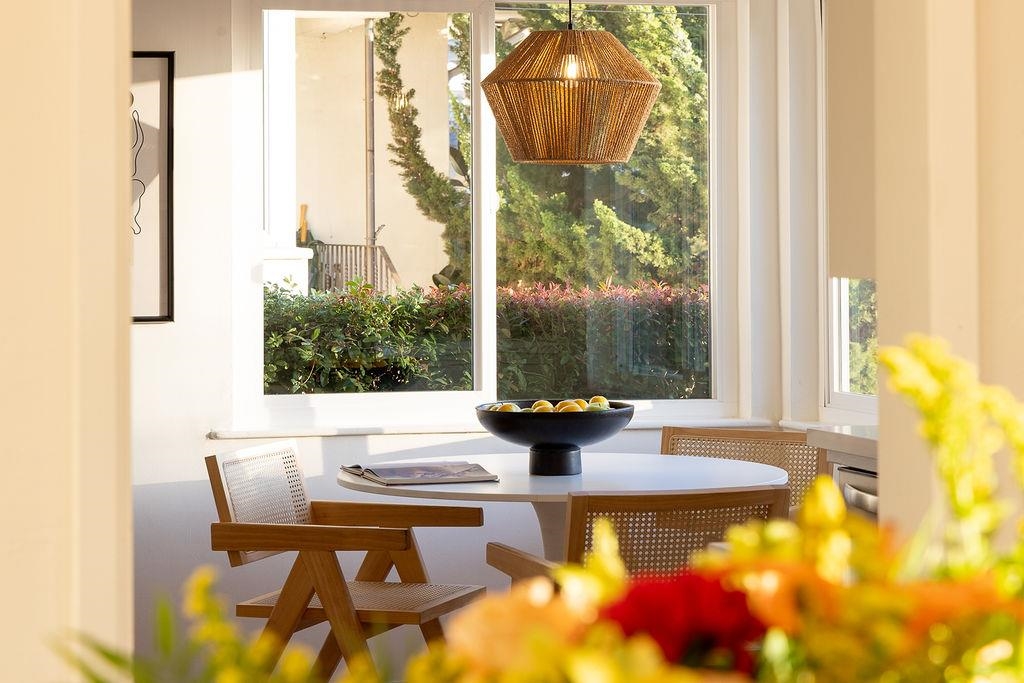 Detail Gallery Image 8 of 38 For 3175 Revere Ave, Oakland,  CA 94605 - 3 Beds | 2/1 Baths