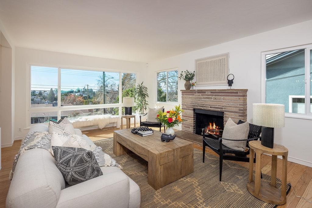 Detail Gallery Image 9 of 38 For 3175 Revere Ave, Oakland,  CA 94605 - 3 Beds | 2/1 Baths