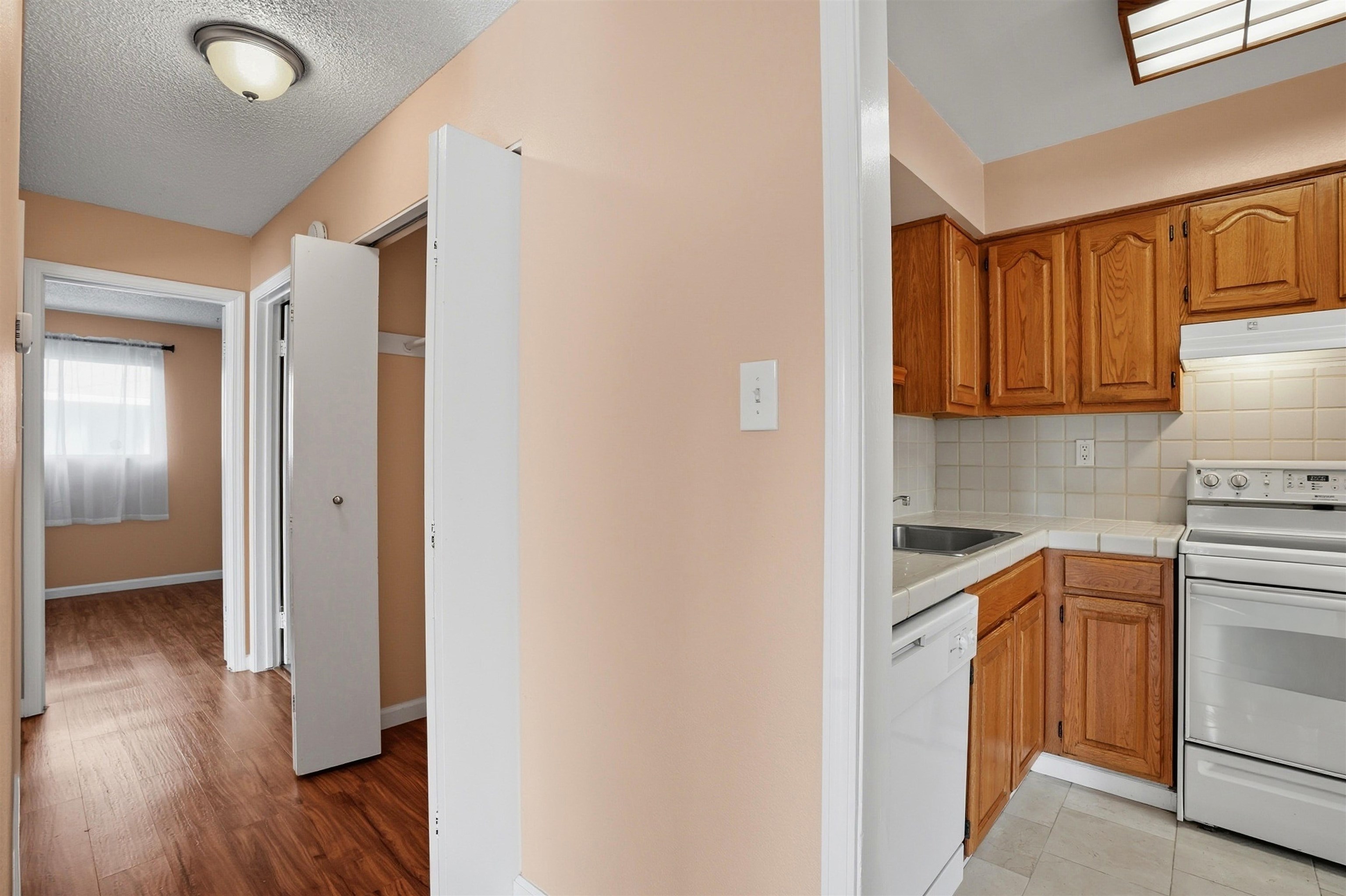 Photo #7: 41124333 Listing: Photo #7