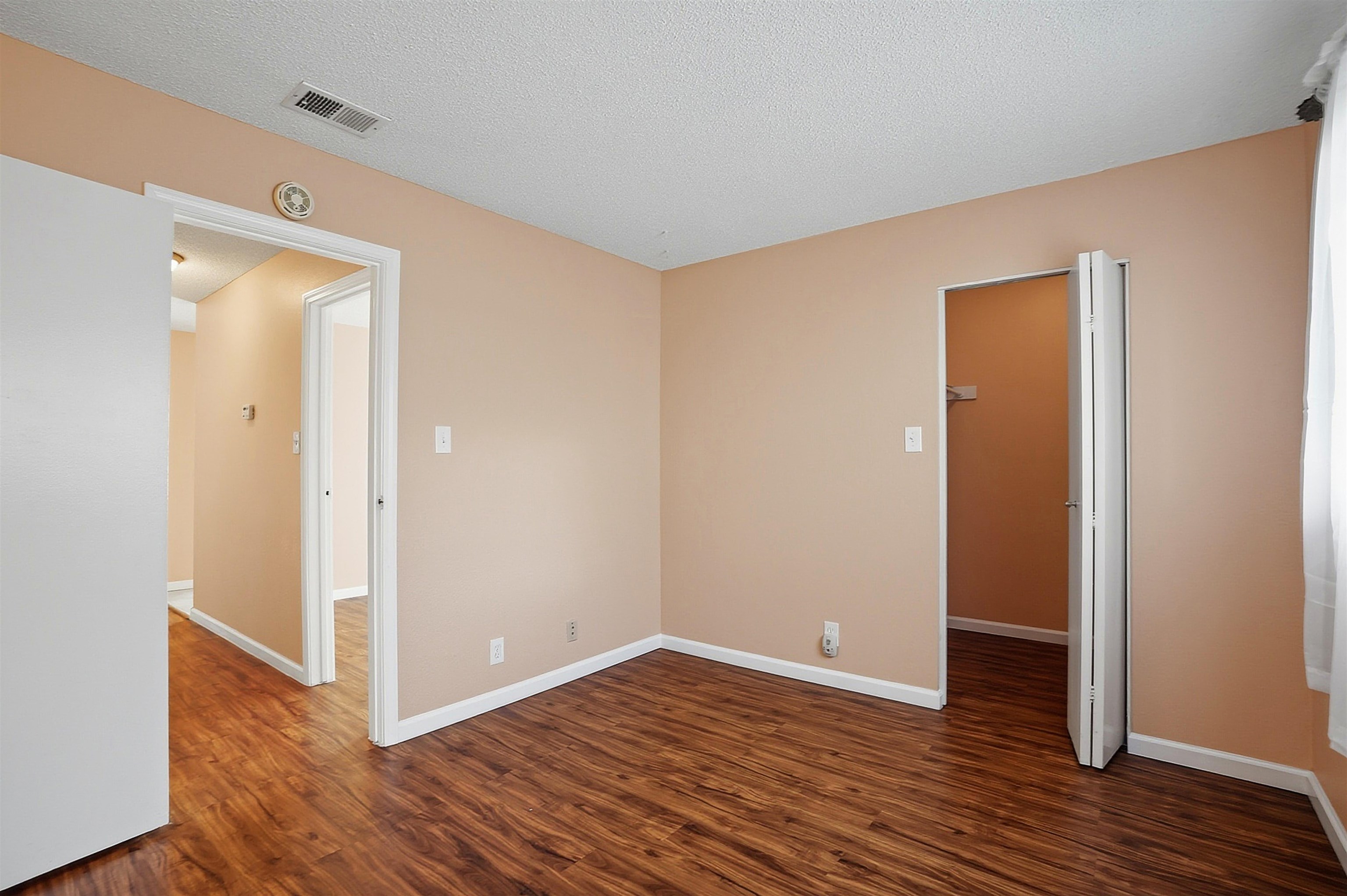 Photo #10: 41124333 Listing: Photo #10