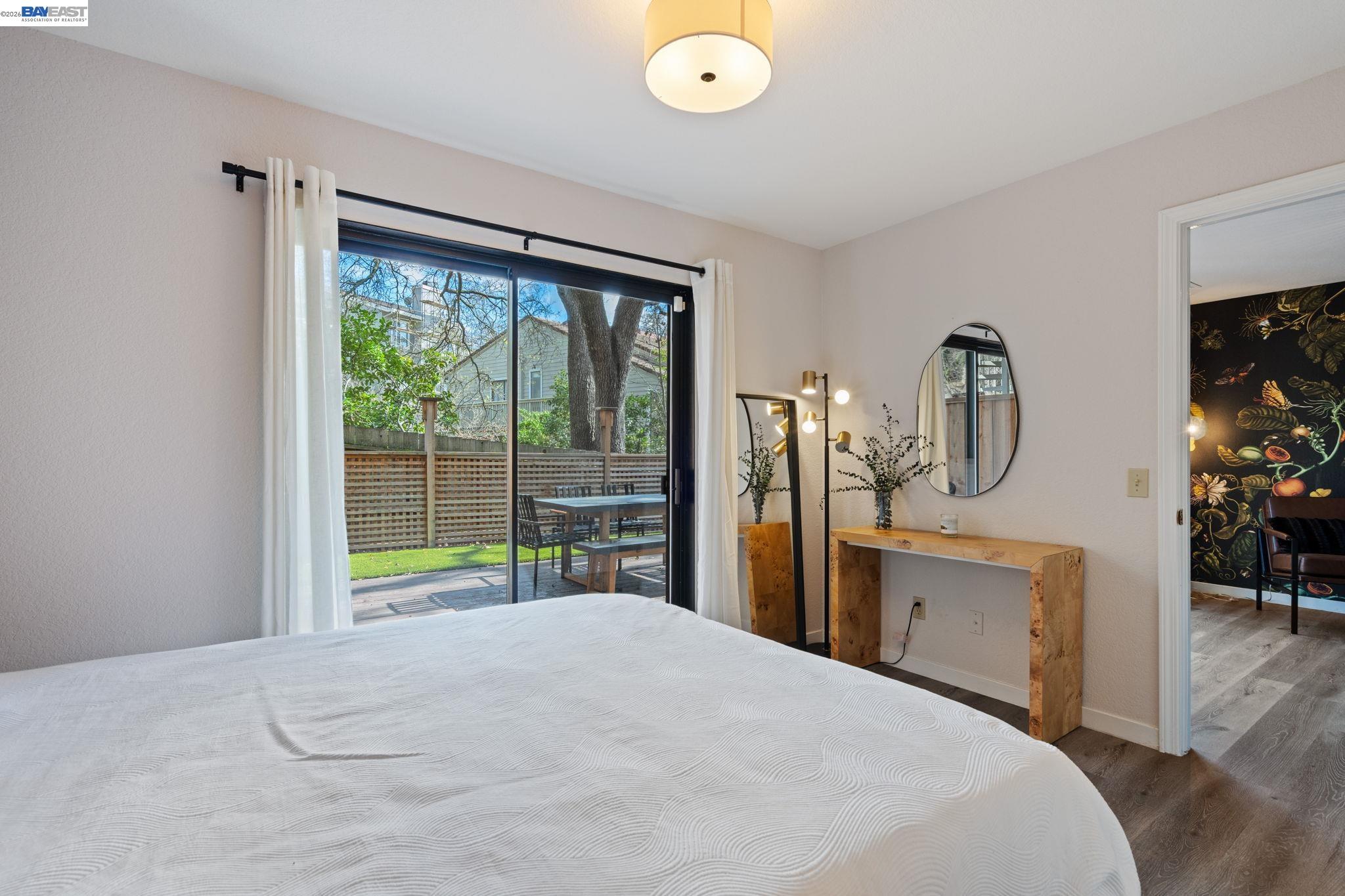 Detail Gallery Image 29 of 43 For 14 Heritage Oaks Rd, Pleasant Hill,  CA 94523 - 3 Beds | 3/1 Baths