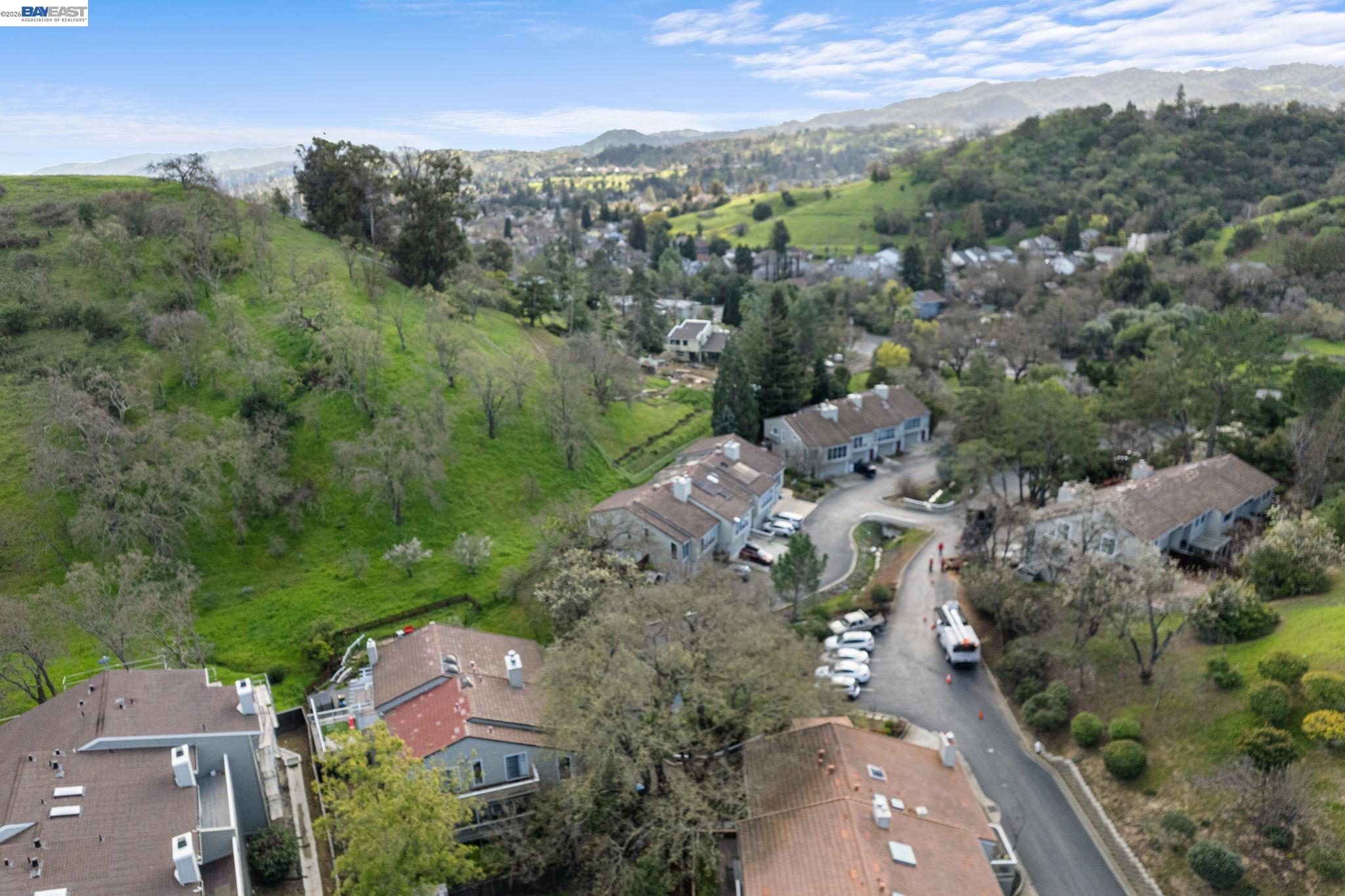Detail Gallery Image 37 of 42 For 14 Heritage Oaks Rd, Pleasant Hill,  CA 94523 - 3 Beds | 3/1 Baths