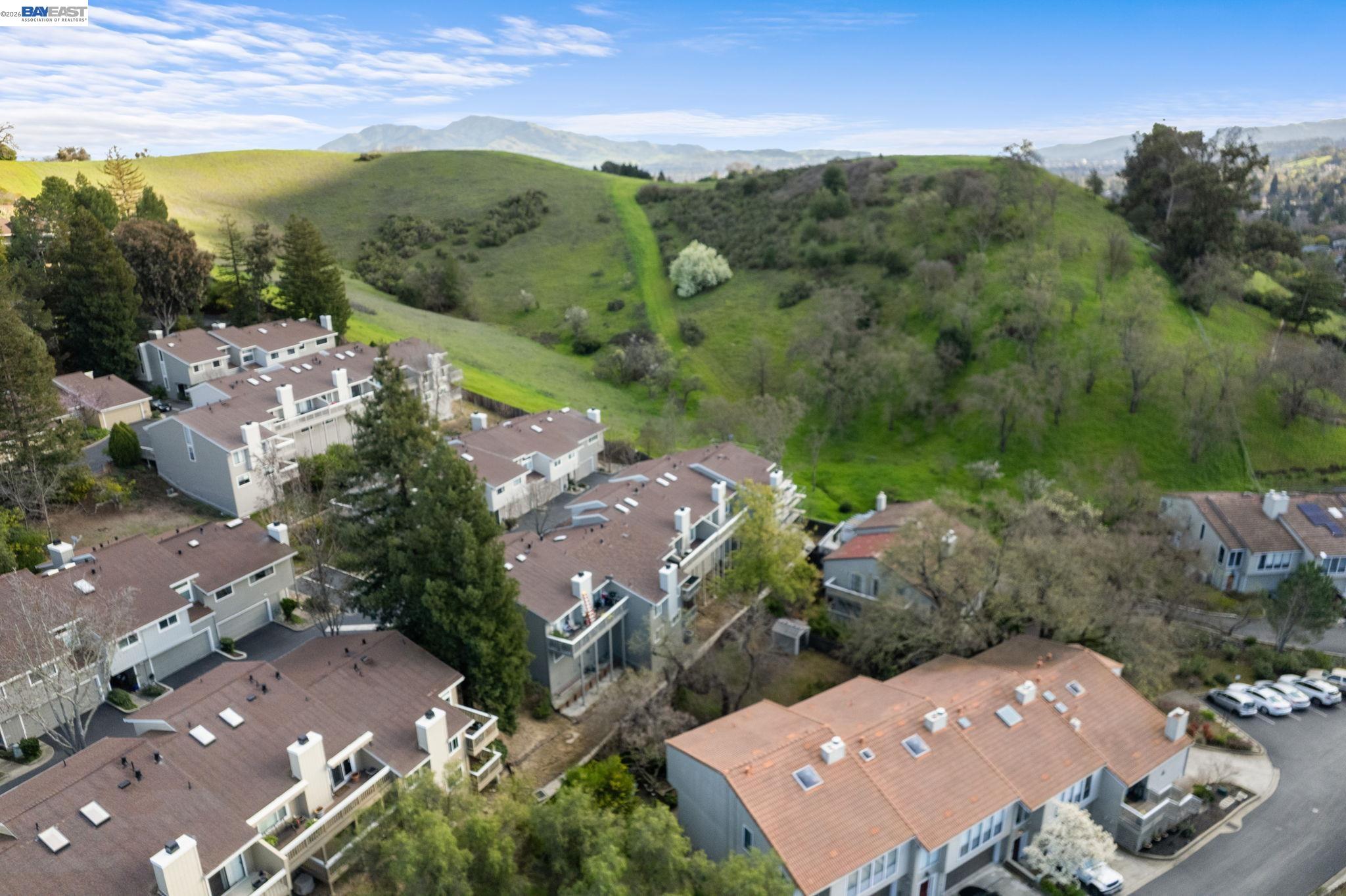 Detail Gallery Image 38 of 42 For 14 Heritage Oaks Rd, Pleasant Hill,  CA 94523 - 3 Beds | 3/1 Baths
