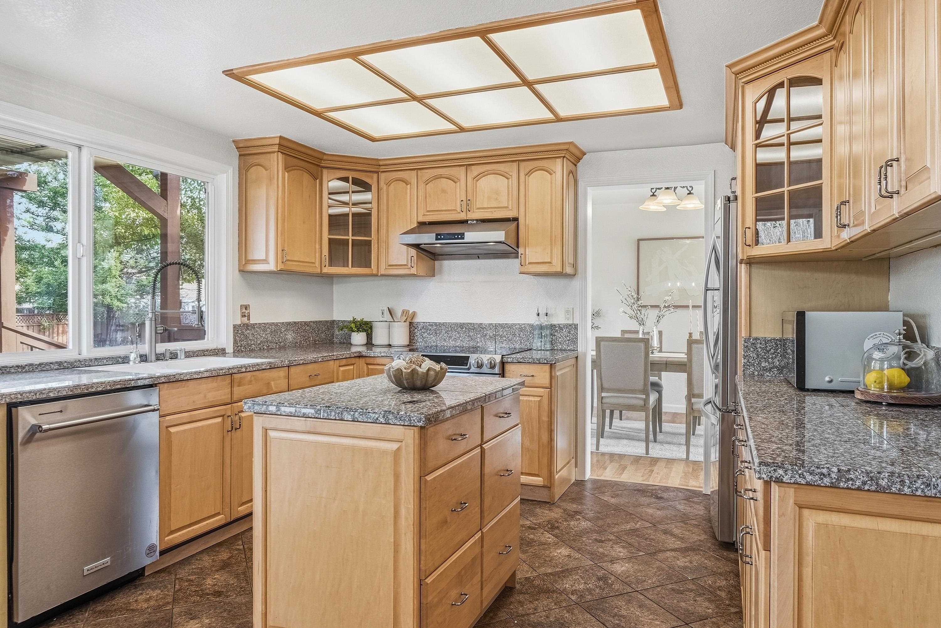 Detail Gallery Image 9 of 59 For 126 Pebble Pl, San Ramon,  CA 94583 - 4 Beds | 3 Baths