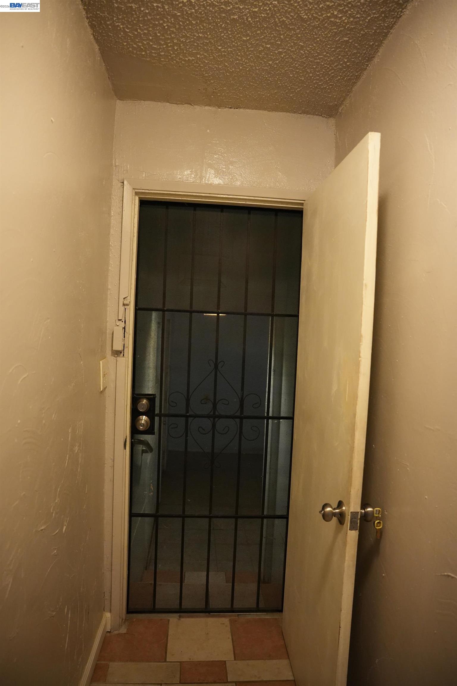 Detail Gallery Image 22 of 30 For 1021 72nd Ave, Oakland,  CA 94621 - 2 Beds | 2 Baths