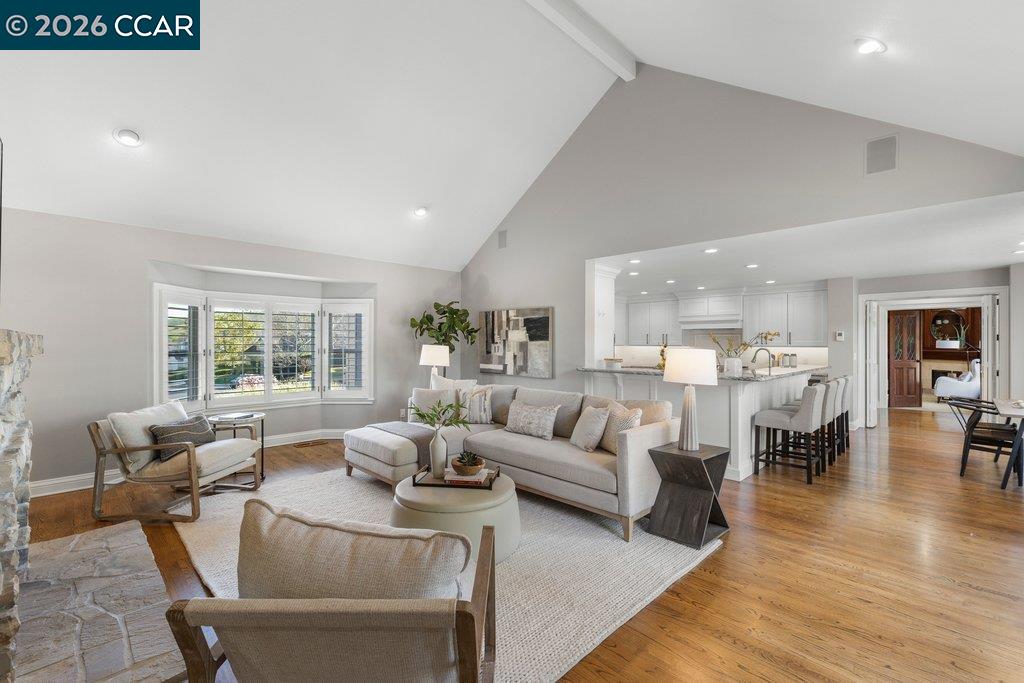 Detail Gallery Image 3 of 49 For 10 Crownridge Dr, Danville,  CA 94506 - 4 Beds | 3/1 Baths