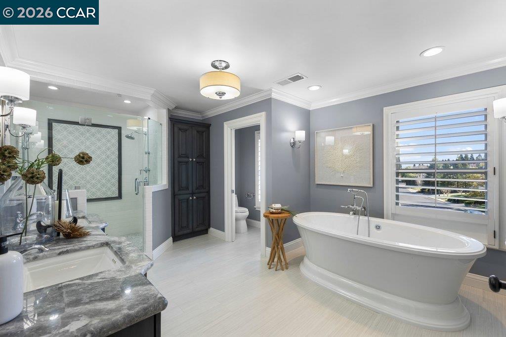 Detail Gallery Image 21 of 49 For 10 Crownridge Dr, Danville,  CA 94506 - 4 Beds | 3/1 Baths