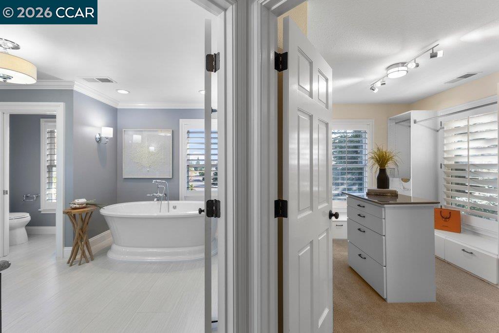 Detail Gallery Image 25 of 49 For 10 Crownridge Dr, Danville,  CA 94506 - 4 Beds | 3/1 Baths