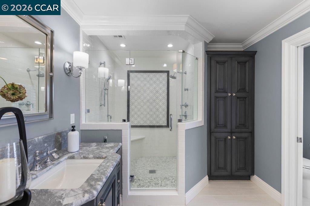 Detail Gallery Image 26 of 51 For 10 Crownridge Dr, Danville,  CA 94506 - 4 Beds | 3/1 Baths