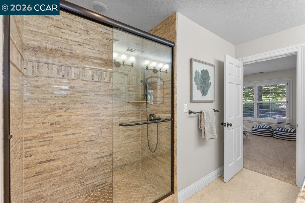 Detail Gallery Image 33 of 49 For 10 Crownridge Dr, Danville,  CA 94506 - 4 Beds | 3/1 Baths