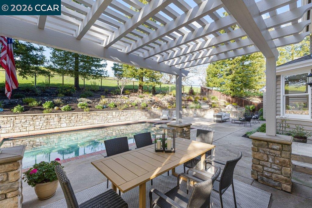 Detail Gallery Image 44 of 49 For 10 Crownridge Dr, Danville,  CA 94506 - 4 Beds | 3/1 Baths